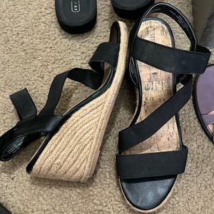 Merona Wedge sandal used good condition